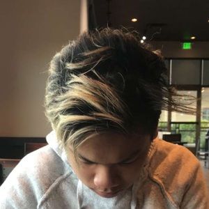 Meet your Posher, Johnny